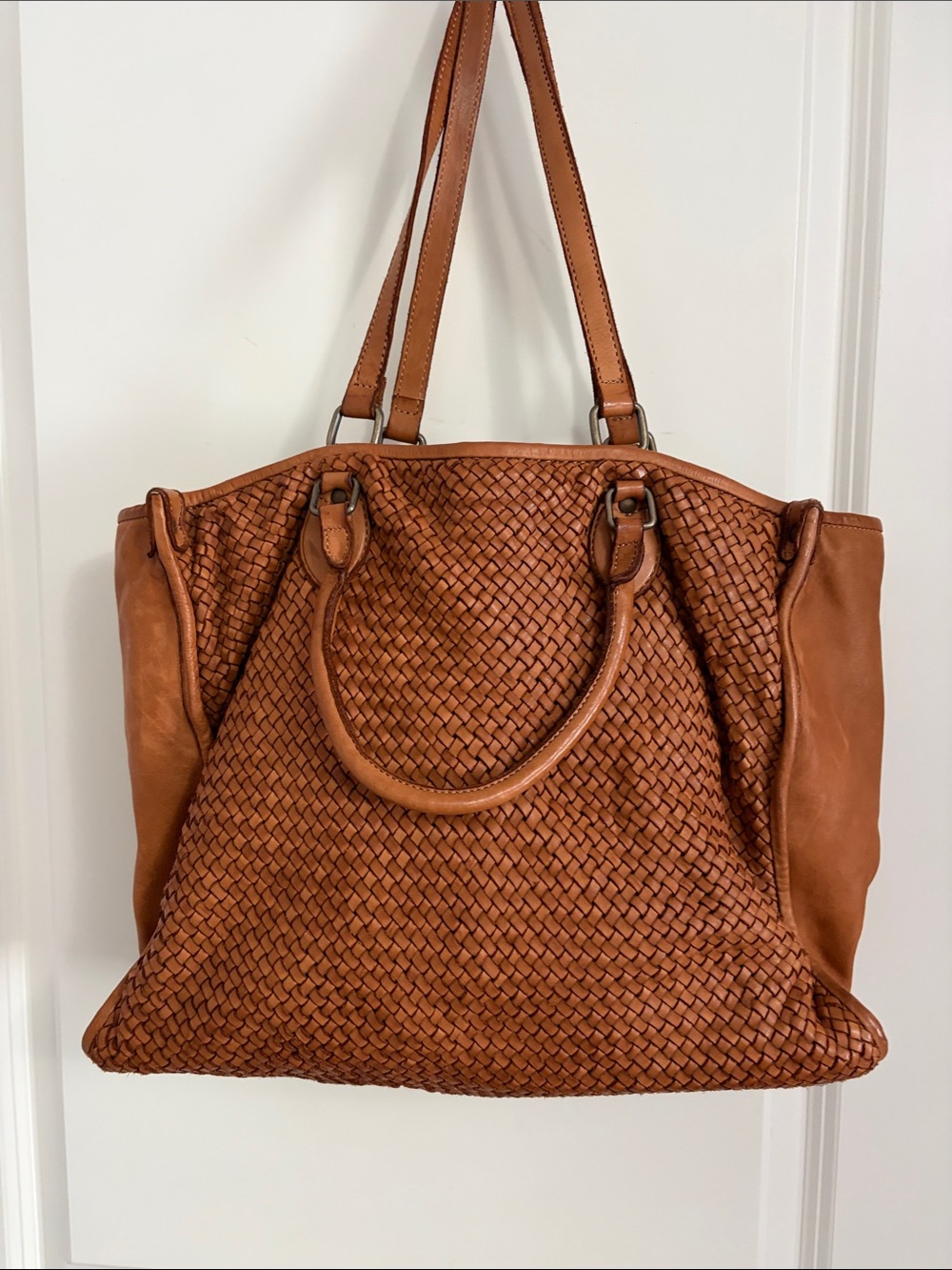 Platania Woven Leather Tote Bag in Cognac made in Italy - Picture 4 of 12